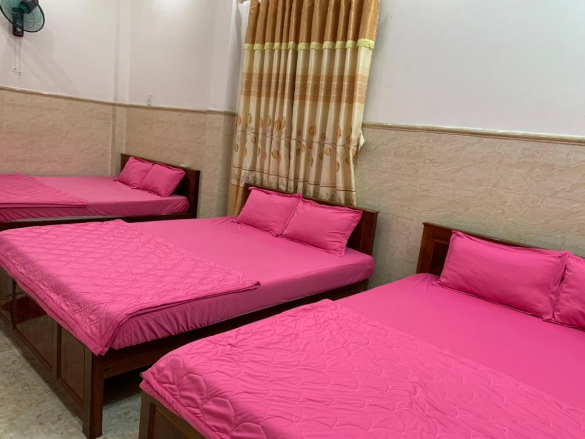 Nha Nghi Ty Hoa Nam Du Bed and Breakfast Buitenkant foto